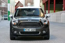 P90055065-mini-countryman-02-2010-2250px.webp