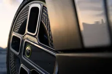 P90357252-the-new-mini-cooper-se-07-19-2250px.webp