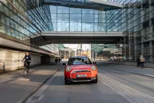 P90577172-mini-aceman-se-11-2024-2250px.webp