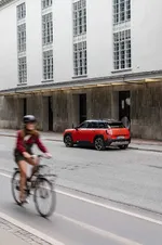 P90577215-mini-aceman-se-11-2024-999px.webp