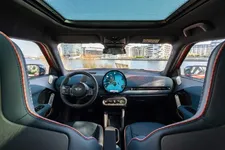 P90577241-mini-aceman-se-11-2024-2250px.webp