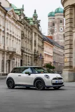 76-mini-cooper-s-paul-smith-edition-01-2026-1000px.webp