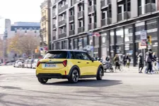 P90591094-mini-cooper-s-5-door-03-2025-2250px.webp