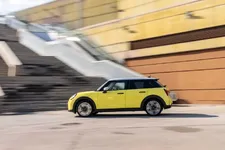 P90591097-mini-cooper-s-5-door-03-2025-2250px.webp
