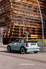 P90588669-mini-cooper-convertible-s-04-2025-1000px.webp