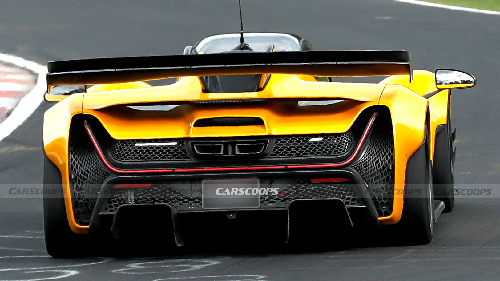 www.carscoops.com