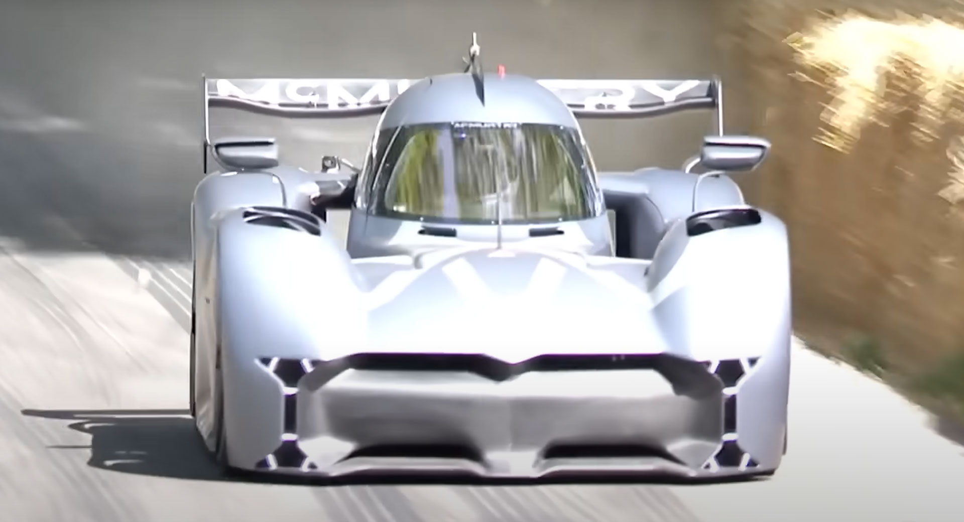 www.carscoops.com